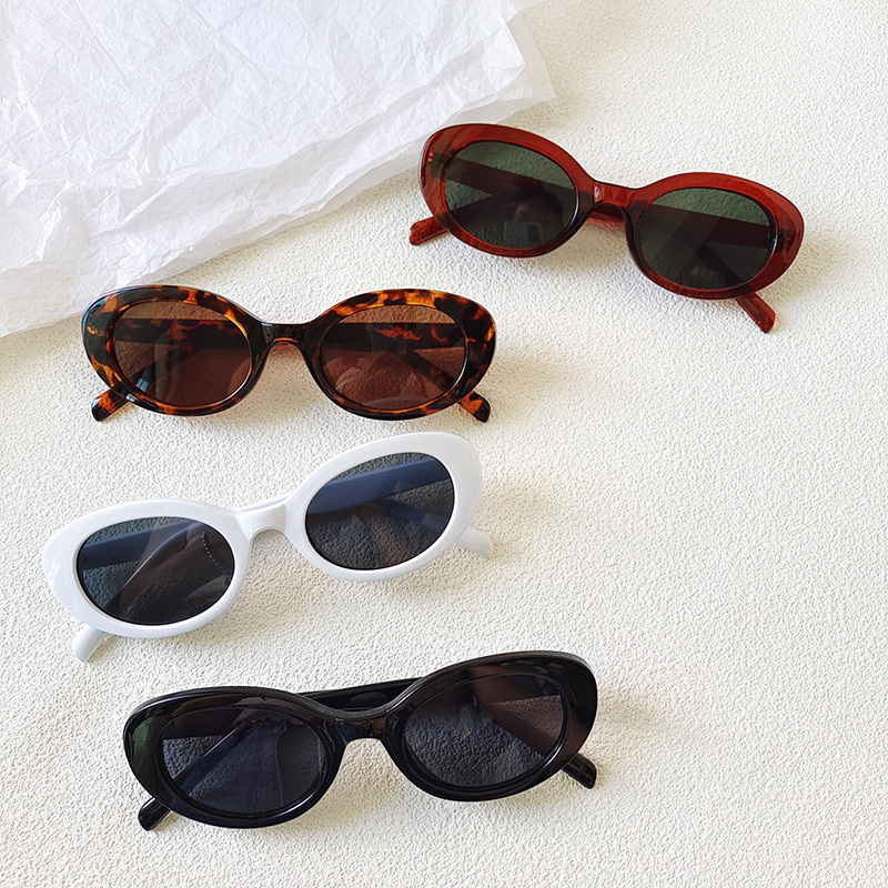 Designer Sunglasses - Gafas de Sol Ovaladas Pequeñas Vintage